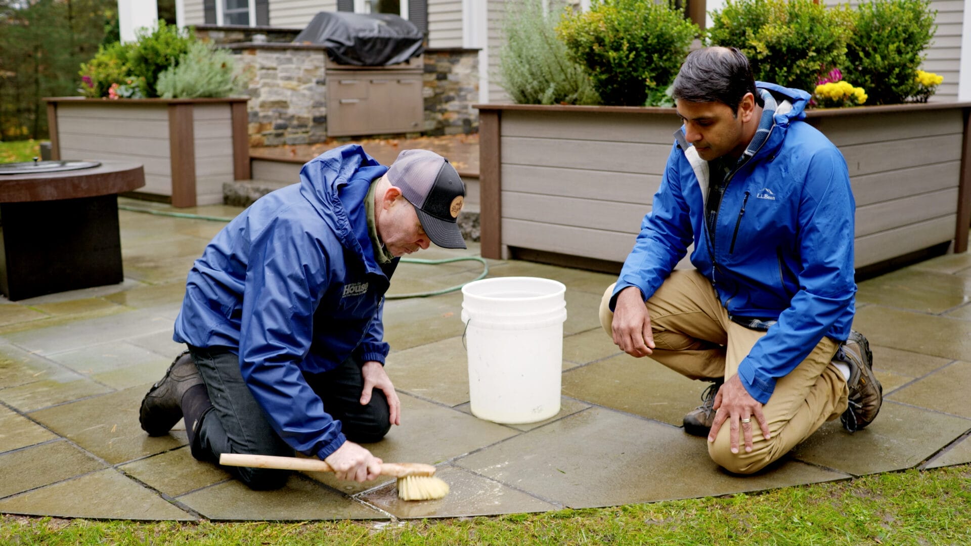 S22 E24: Mark McCullough cleans a bluestone patio