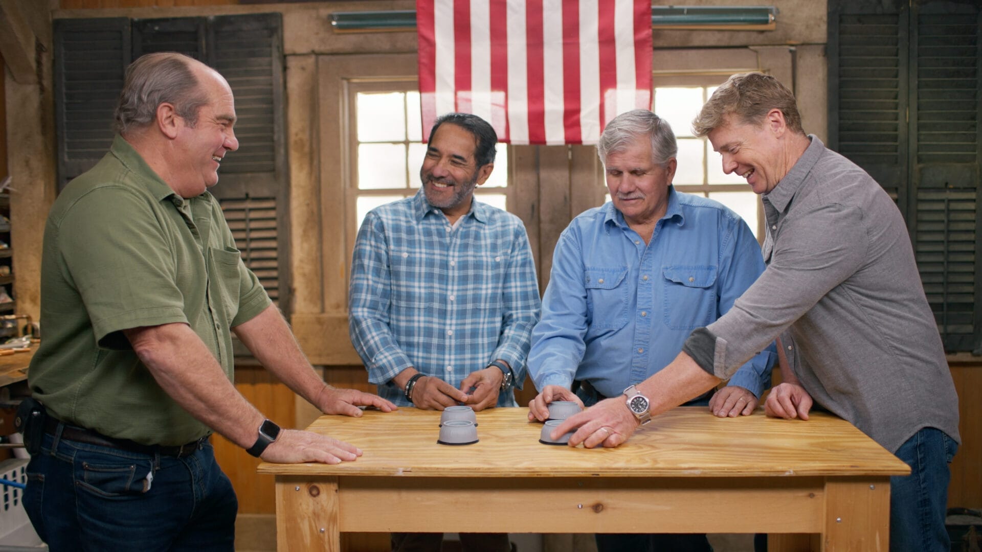 S23 E19: Richard Trethewey, Mauro Henrique, Tom Silva, Kevin O'Connor try to guess what the gray rubber objects are