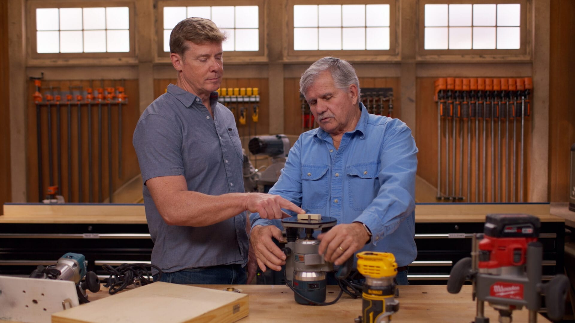 S23 E20: Tom Silva explains routers to Kevin O'Connor