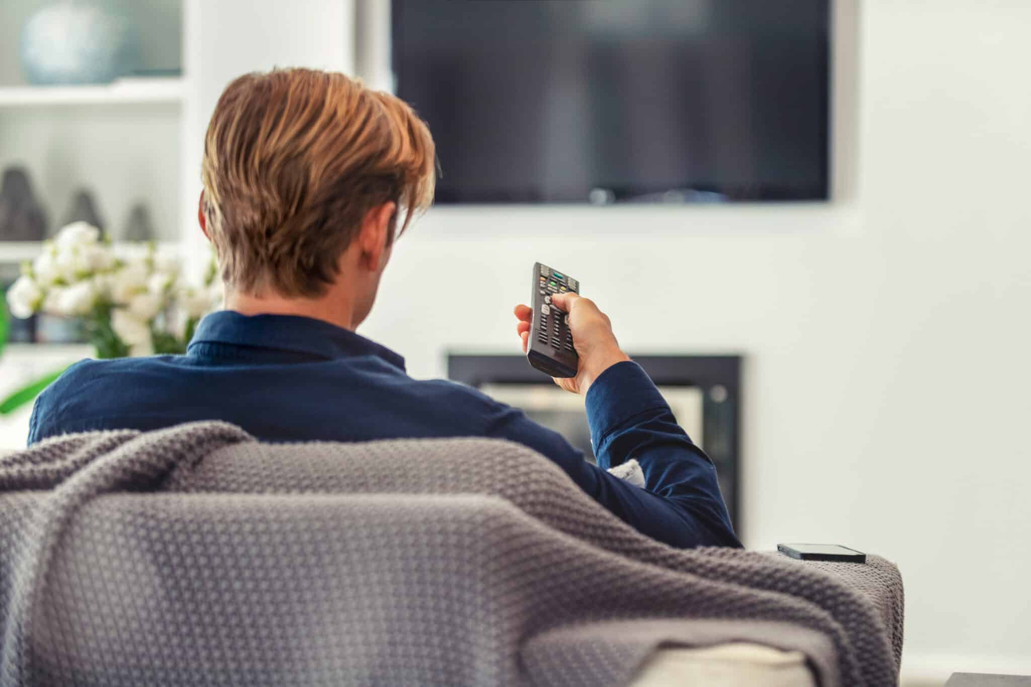 How To Connect Your TV To a Cable Box