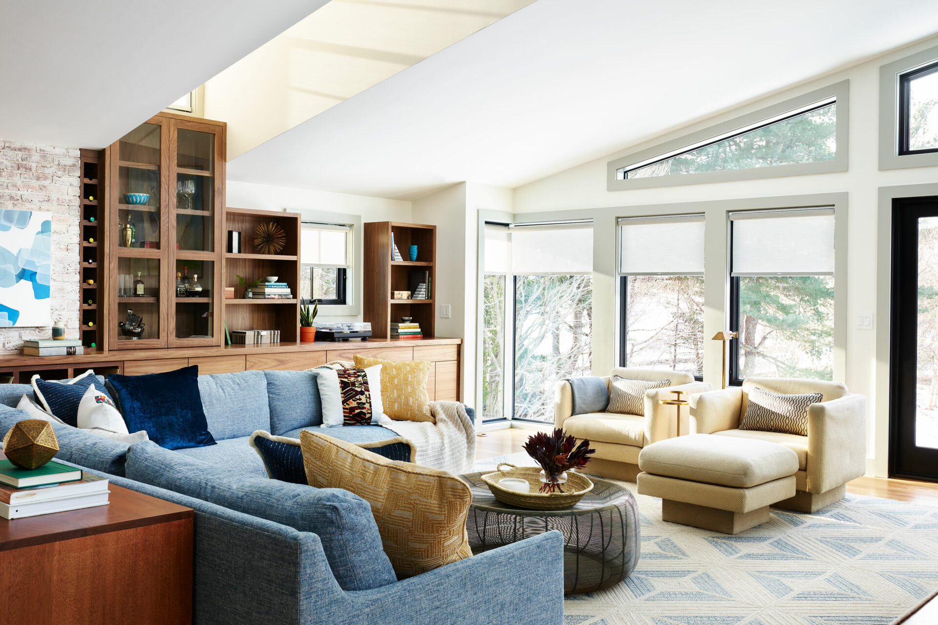 Floor-to-Ceiling Windows