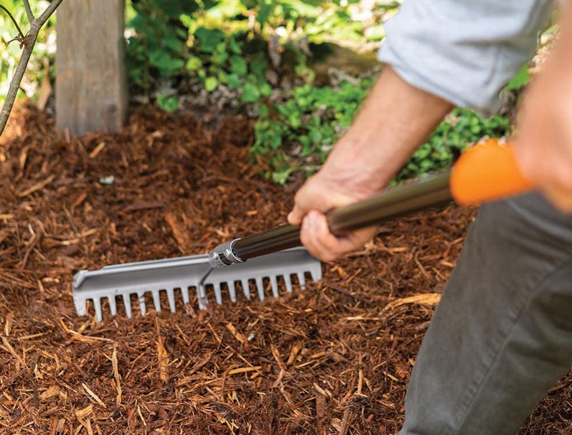 6 Best Garden Rakes (Tested and Ranked)