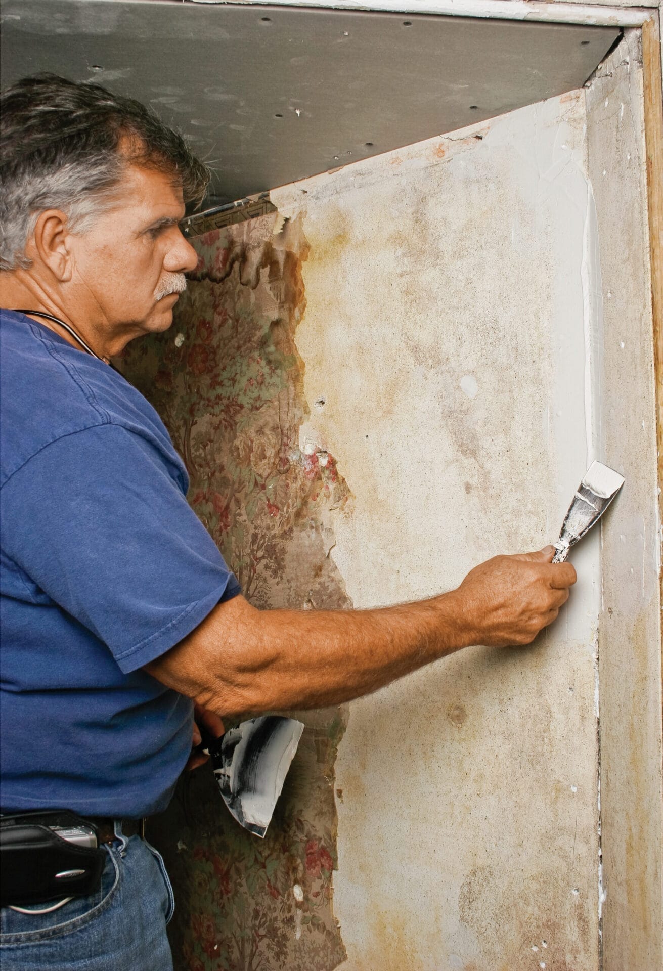 How To Fix Damaged Plaster