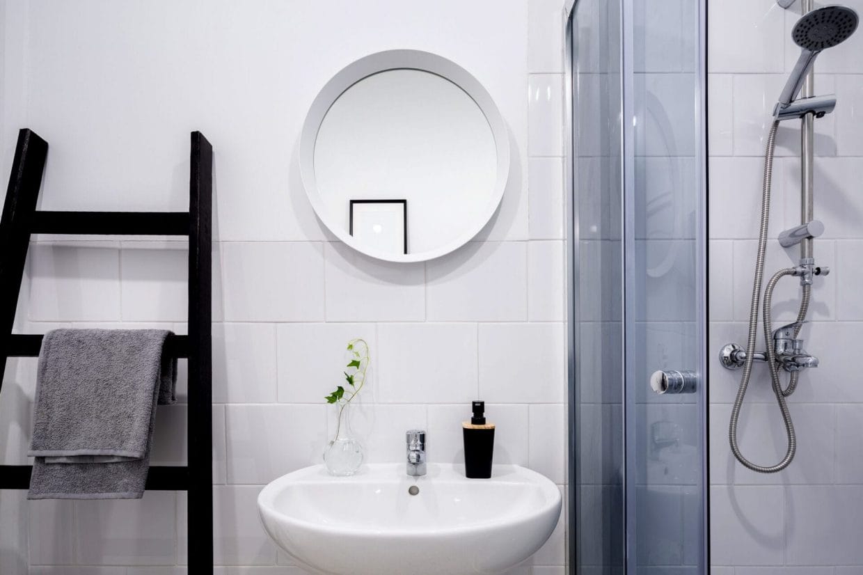 Renovation Tips for Small Bathrooms