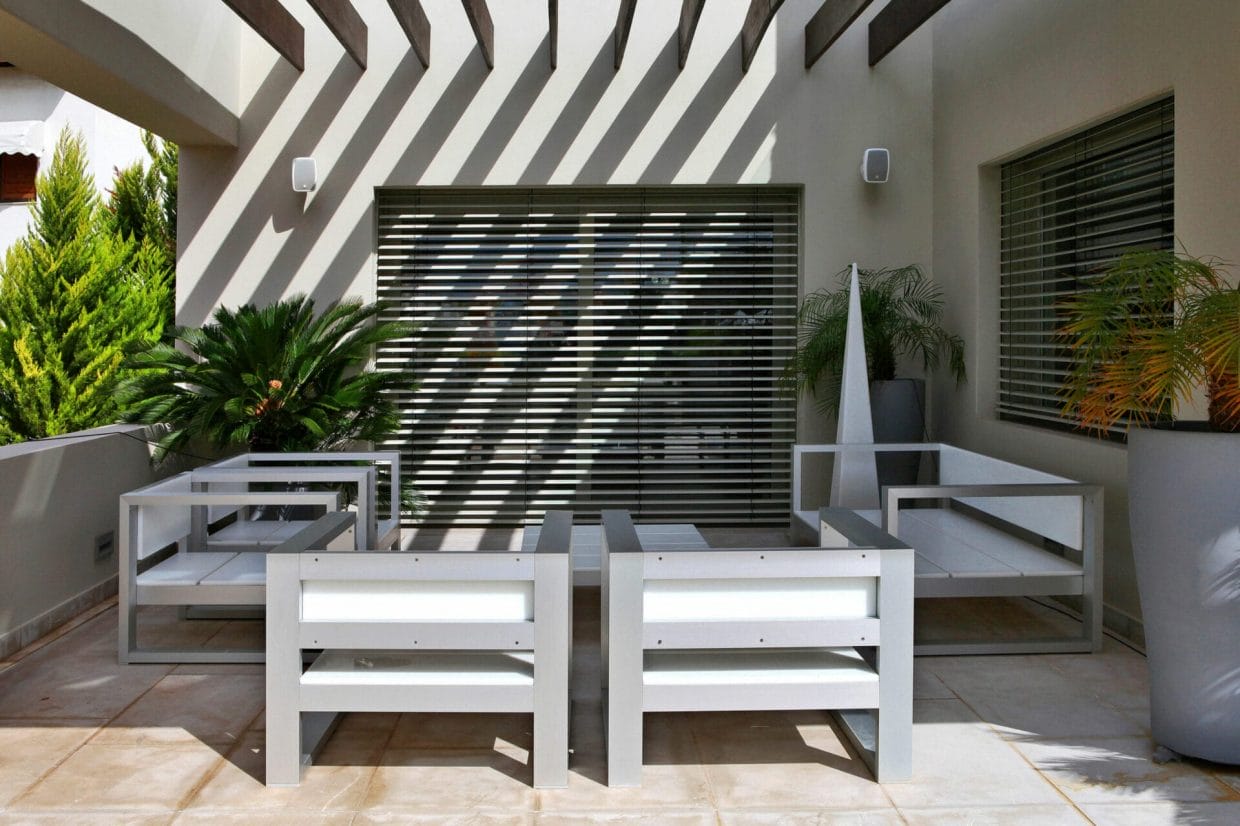 The Ultimate Guide to Outdoor Speakers